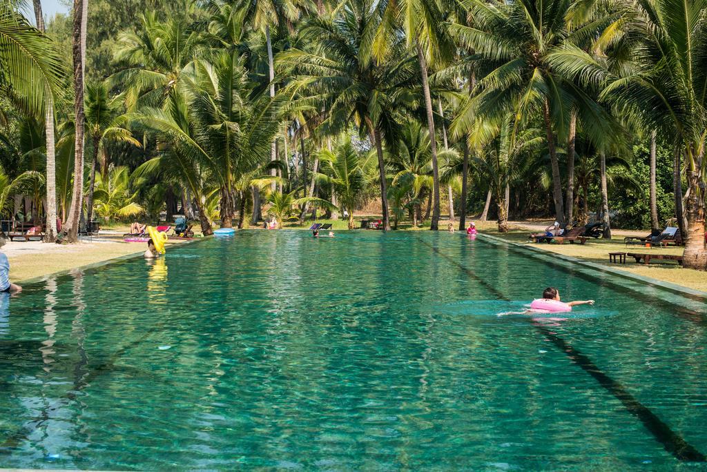 Vitamin Sea Villas Koh Chang Exterior photo